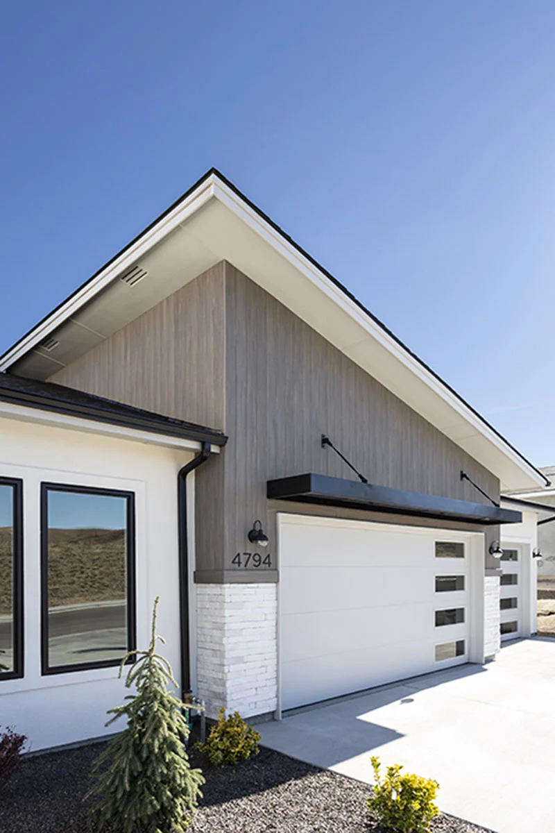 Modern Flush 4